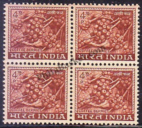 #DBK74 - Coffee Berries Ashokan Watermark Definitive Block of Four Stamp India 4th Series Agriculture, Tourism, Export Promotion (21) 15 May 1968