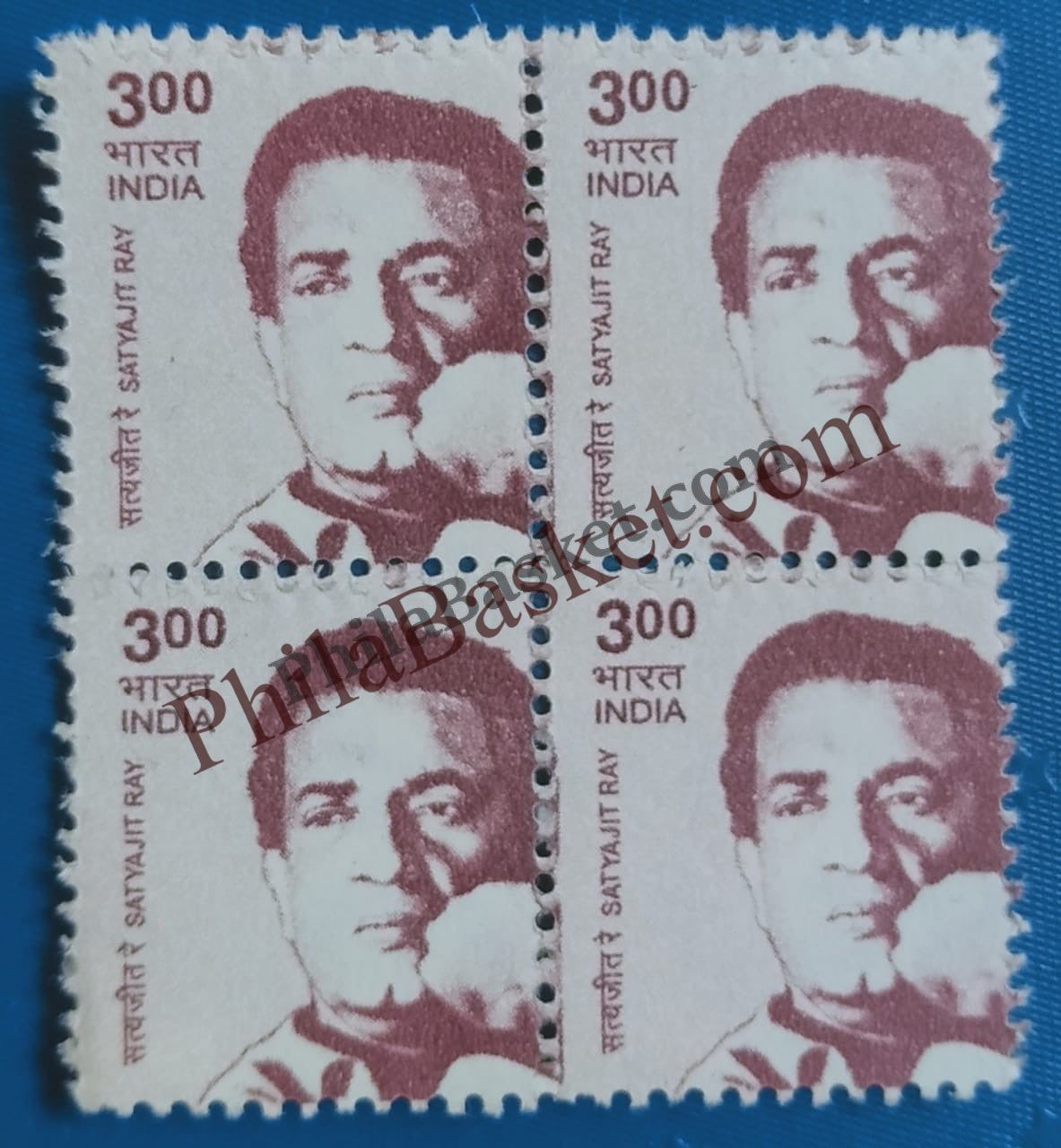 #DBK181 - Satyajit Ray Ashokan Watermark Definitive Block of Four Stamp India 10th Series Builders of Modern India (13) 01 Mar 2009